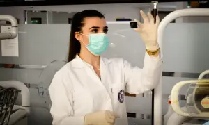 Jak zwracać się do dentysty, aby uniknąć niezręcznych sytuacji?